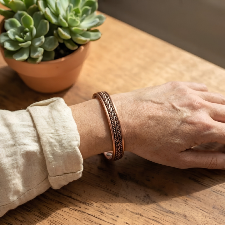 Ella's Nox Copper Bracelet