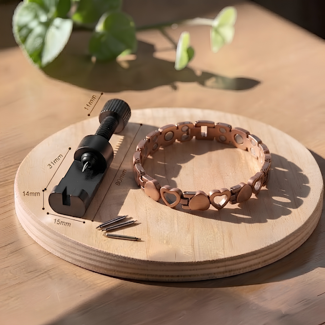 Ella's Amor Copper Bracelet
